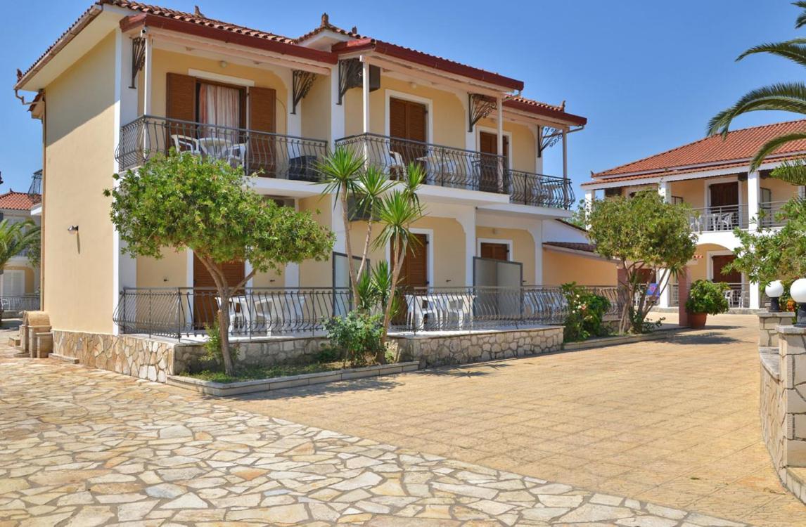 Sunny Garden Hotel تسيليفي المظهر الخارجي الصورة
